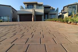 Best Custom Driveway Design  in Coopertown, TN